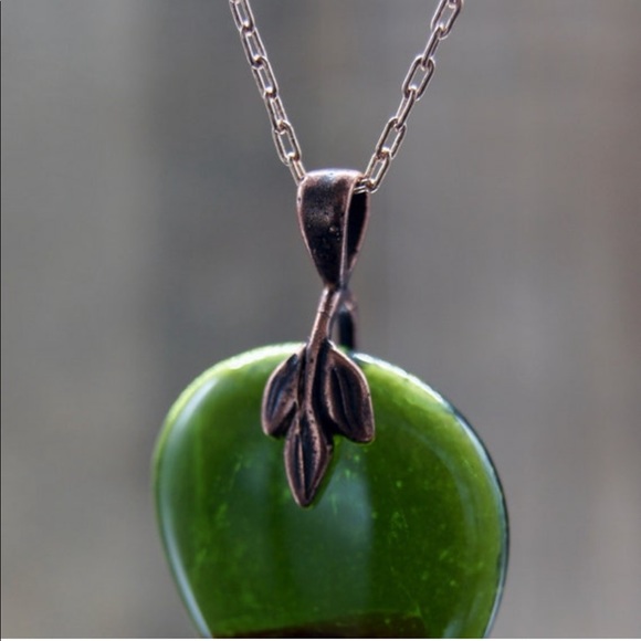 Recycled Wine and Beer Bottle Glass Necklace Unique Gift Alcohol Upcycled - Picture 3 of 4